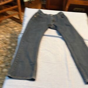 Levi's Classic Indigo Jeans 527. Jeans that are made for comfort.